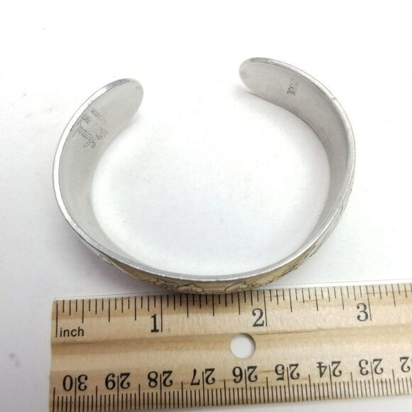 Vintage Leonard Pewter Floral Design Cuff Bangle Bracelet, Silver Tone, Signed - Picture 9 of 9